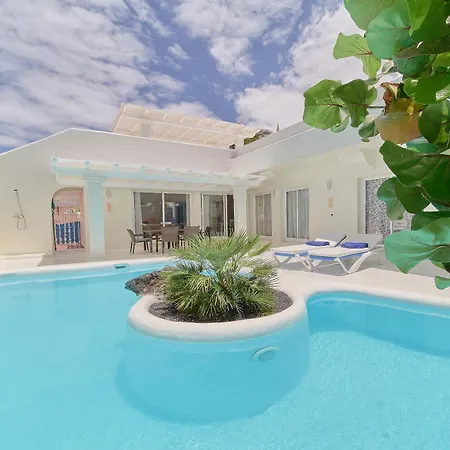 Katis Boutique In Bahiazul 4* Corralejo